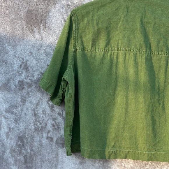 Universal Thread Women’s Olive Utility cropped box fit Button-Up Shirt – Size M - Picture 14 of 15